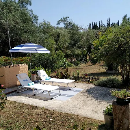 בית נופש Family With Garden & Bbq Velonádes