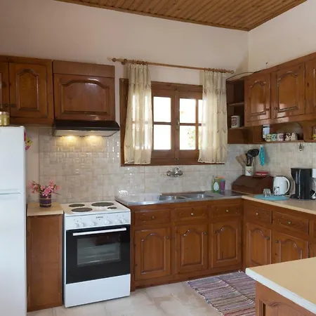 בית נופש Family With Garden & Bbq