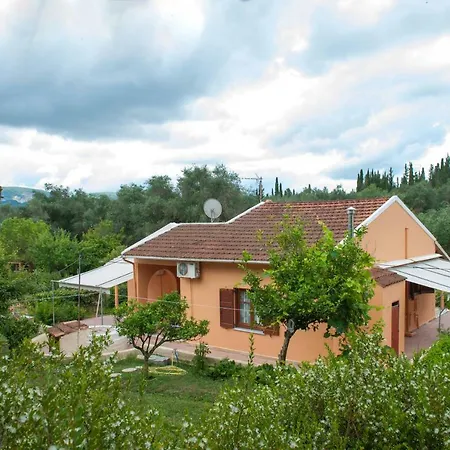 Family With Garden & Bbq Velonades (Corfu)