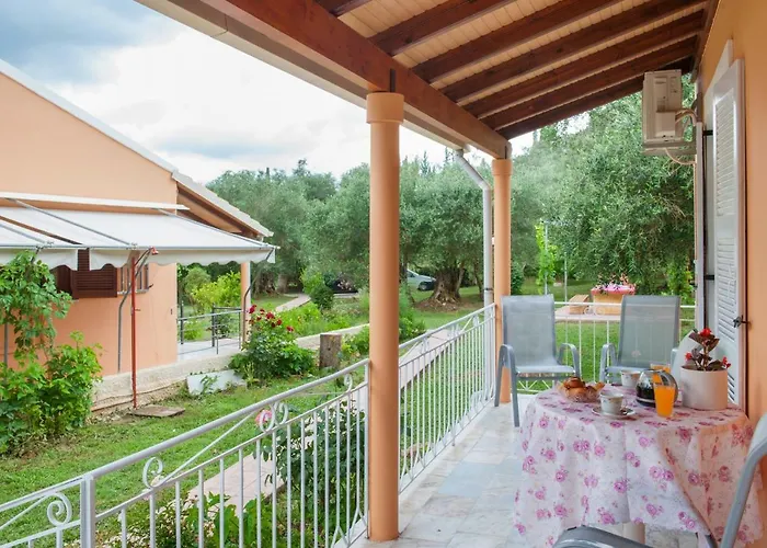 Case de vacanță Family With Garden & Bbq